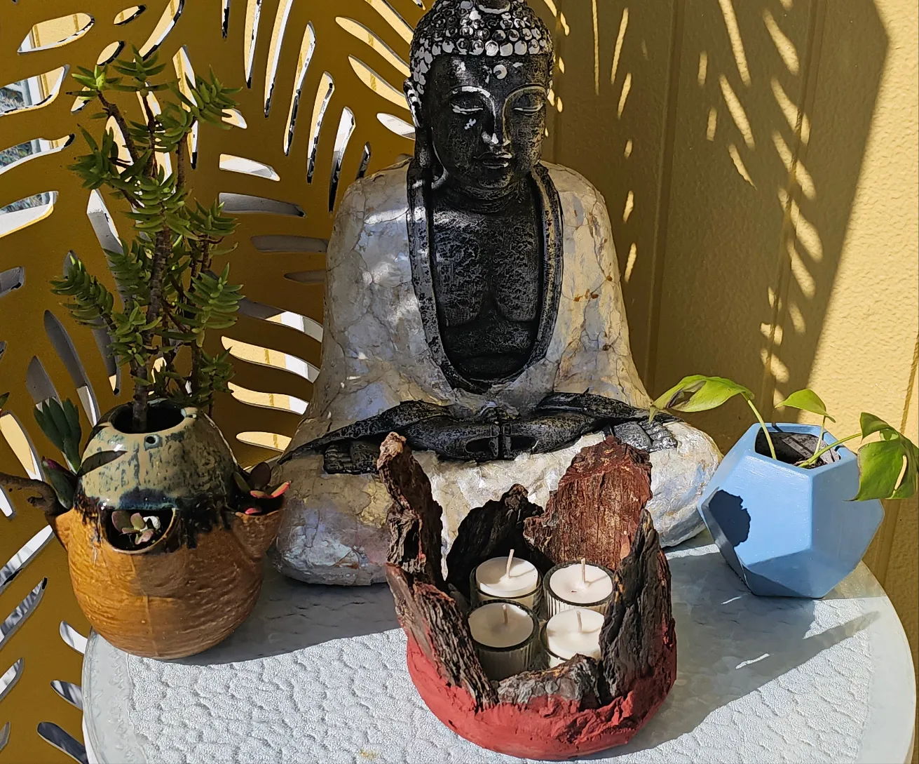 BARK & CONCRETE CANDLE HOLDER