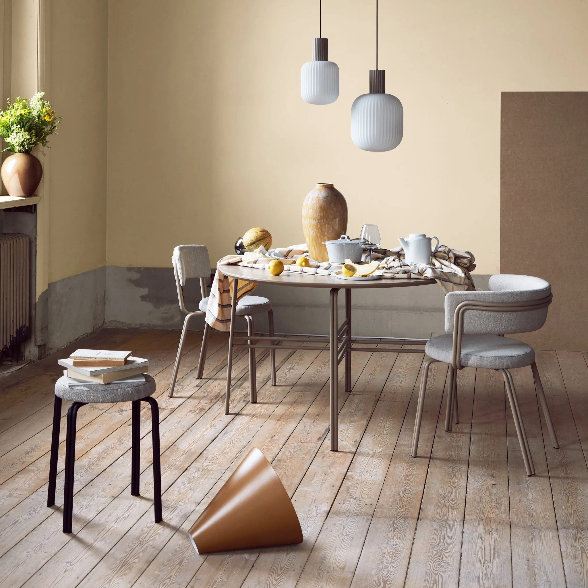 Ceiling Lamp | Lolly | Sand Metal & White Opal