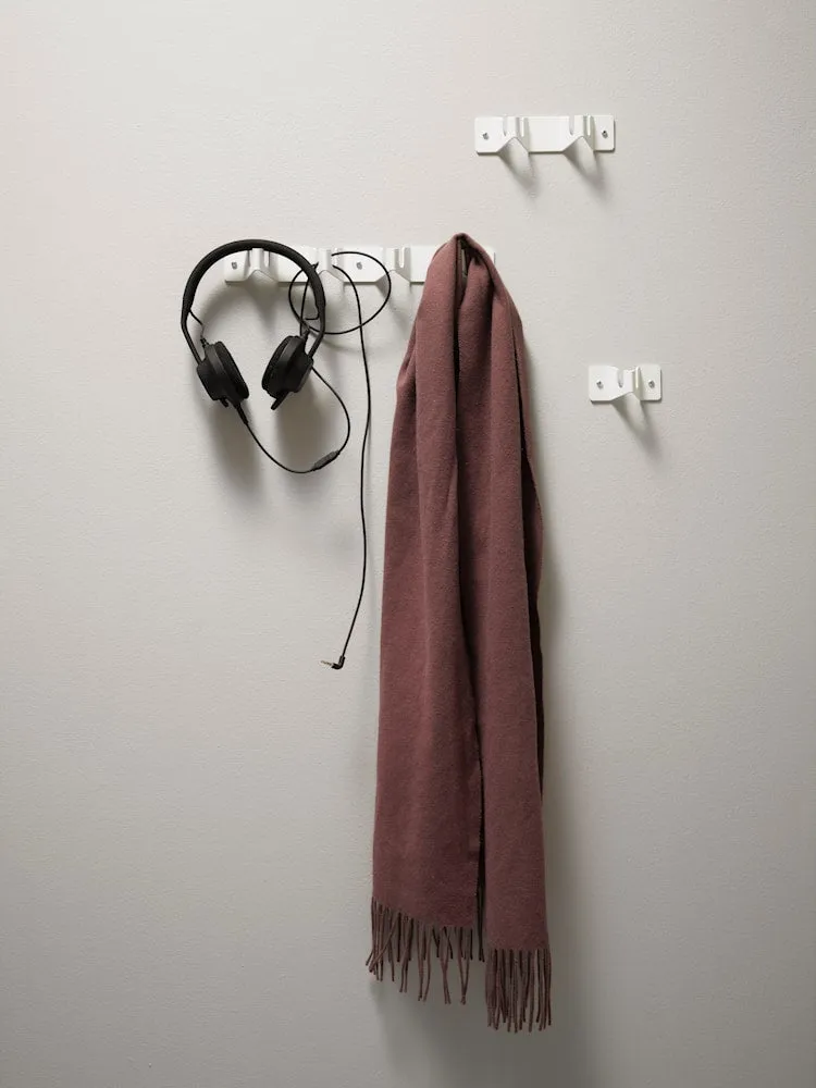 Essem Design Point Quadruple Hook, White