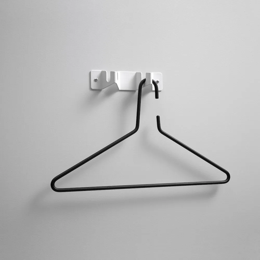 Essem Design Point Quadruple Hook, White