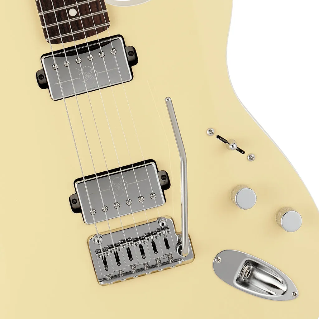 Fender Mami Stratocaster Omochi, Rosewood Fingerboard, Vintage White