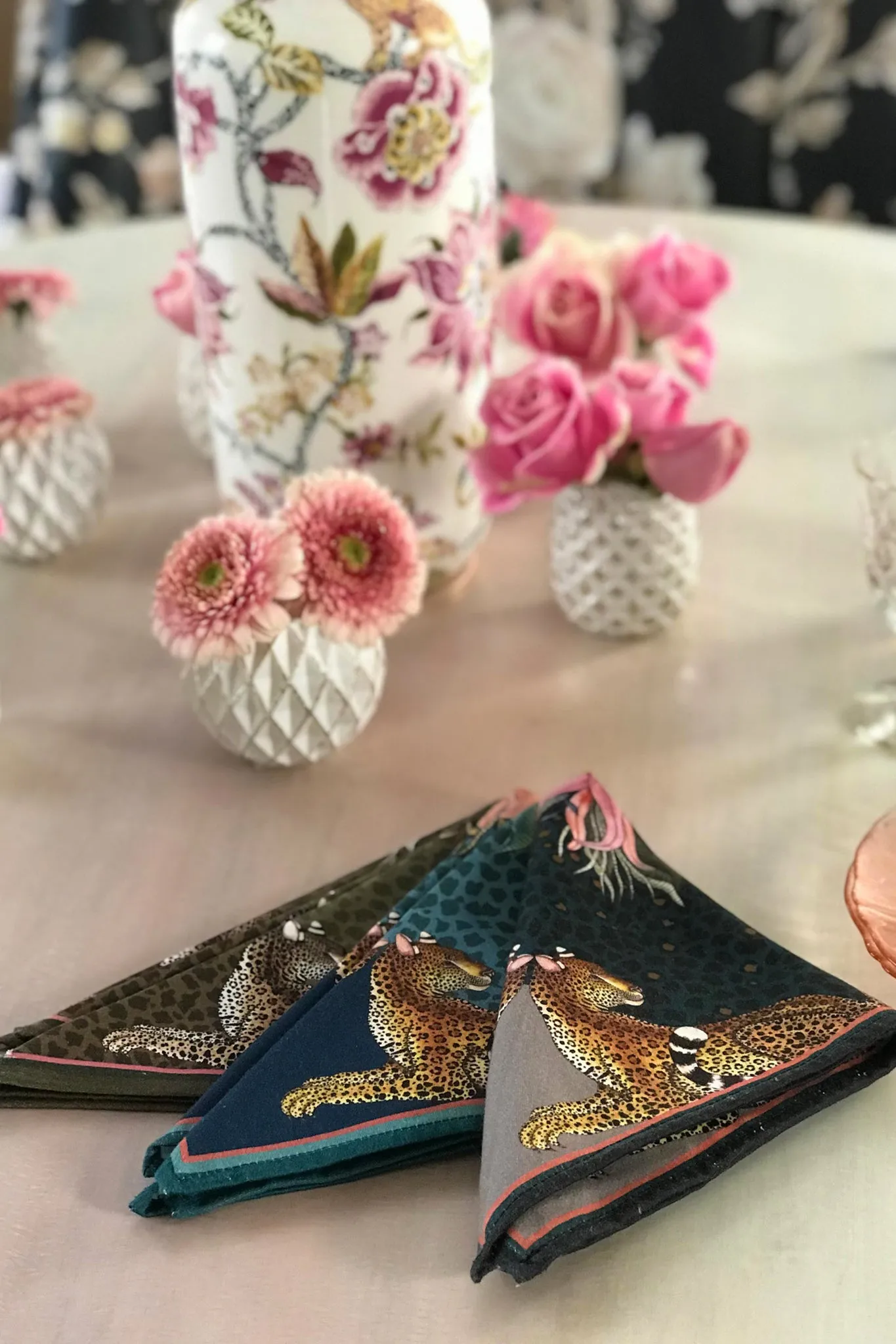 Frost Leopard Lily Napkins (Set of 2)