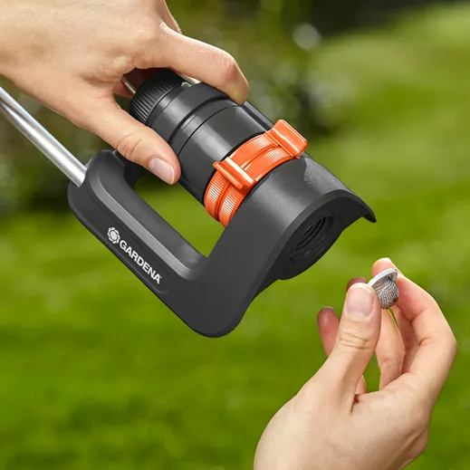 Gardena Oscillating Sprinkler Aqua L