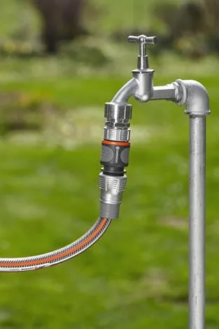 Gardena Premium Hose Connector 13mm (1/2")  15mm (5/8")