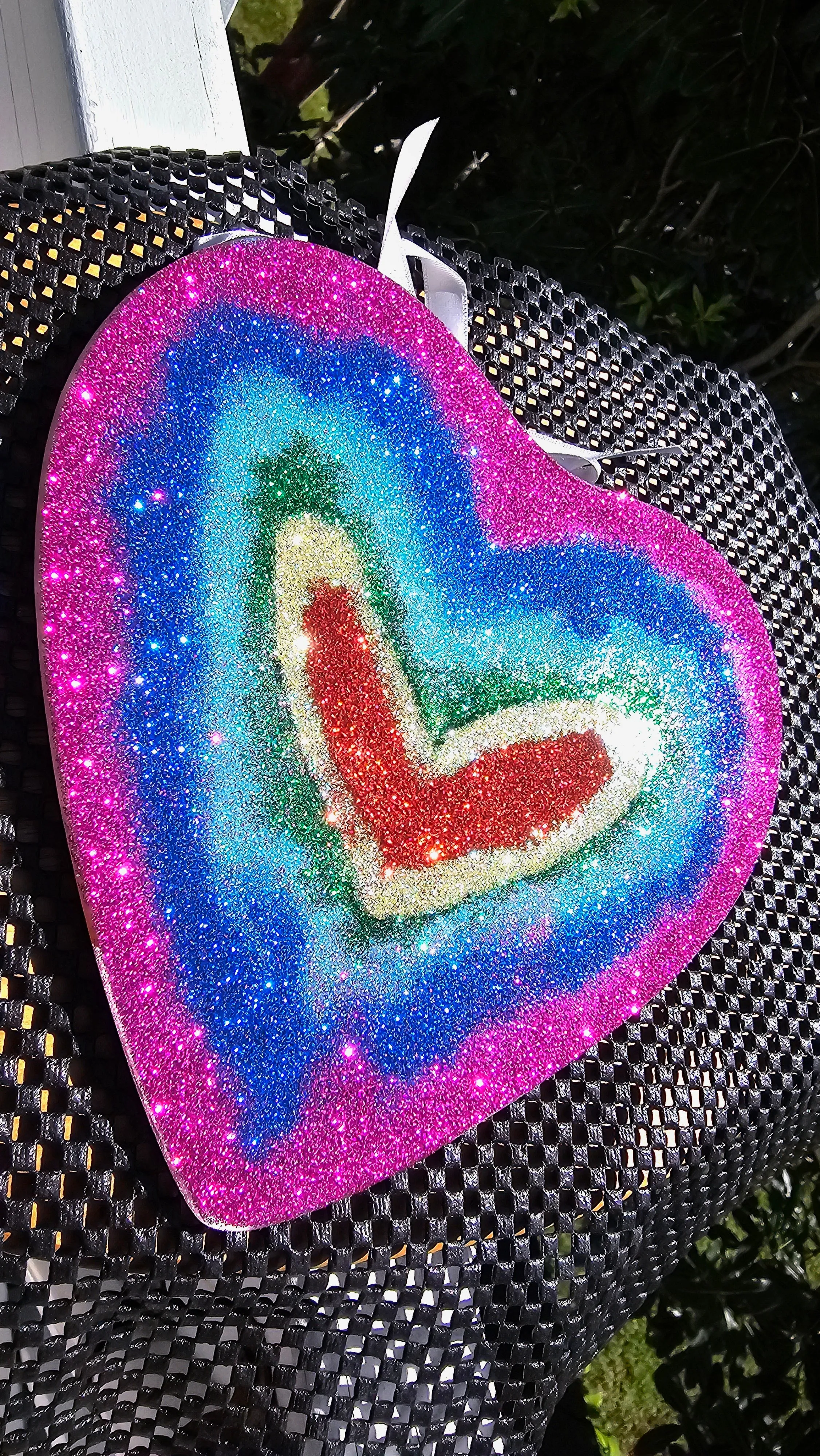GLITTERY RAINBOW HEART GLASS WALL ART (2)