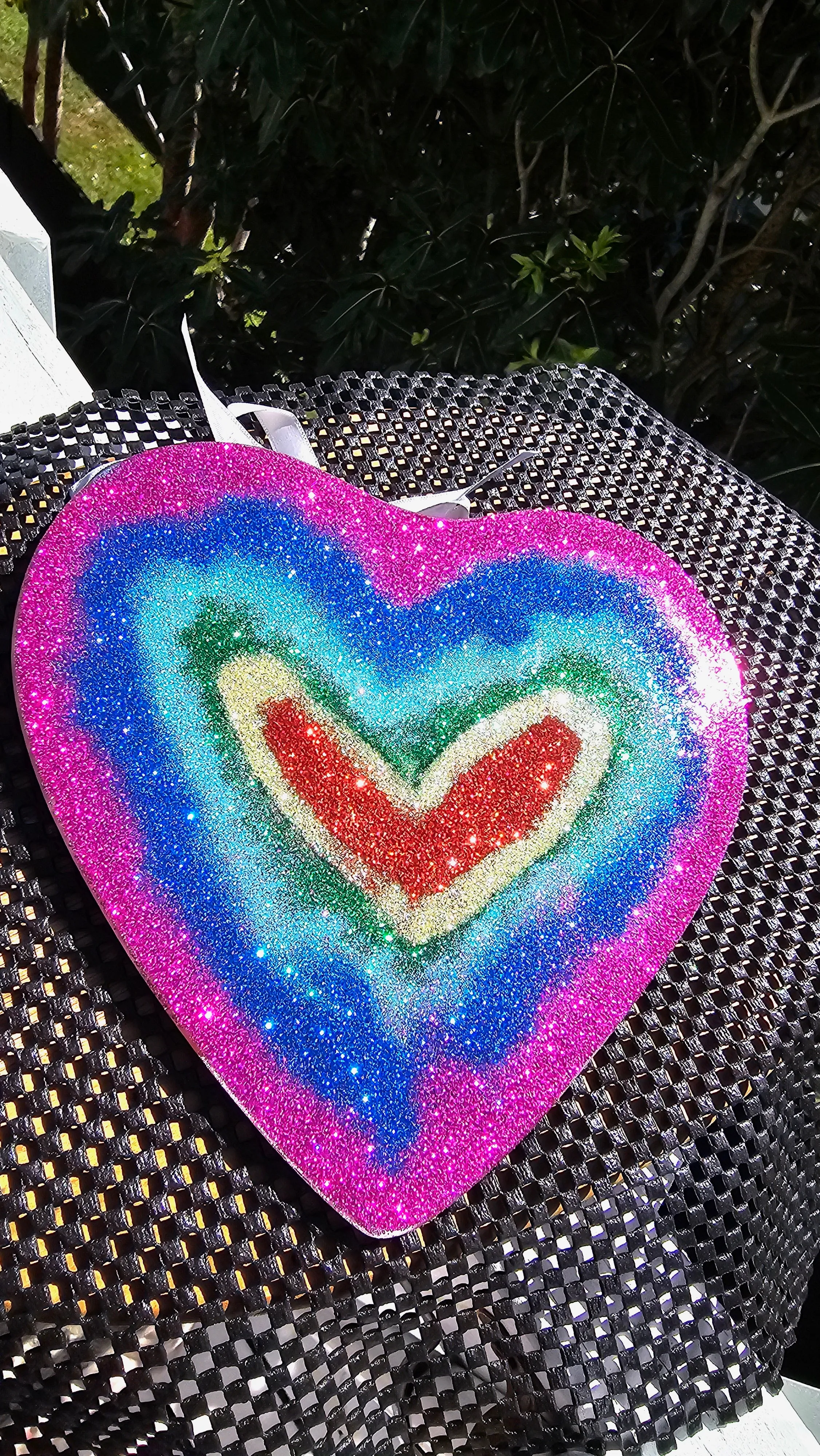GLITTERY RAINBOW HEART GLASS WALL ART (2)
