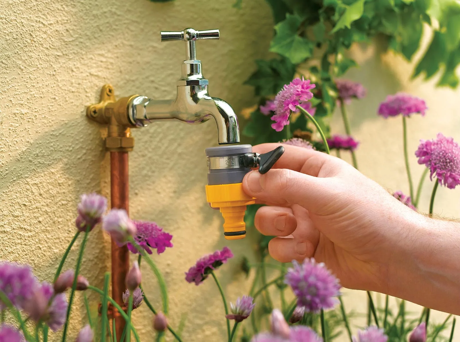 Hozelock Round Mixer Tap Connector 2177