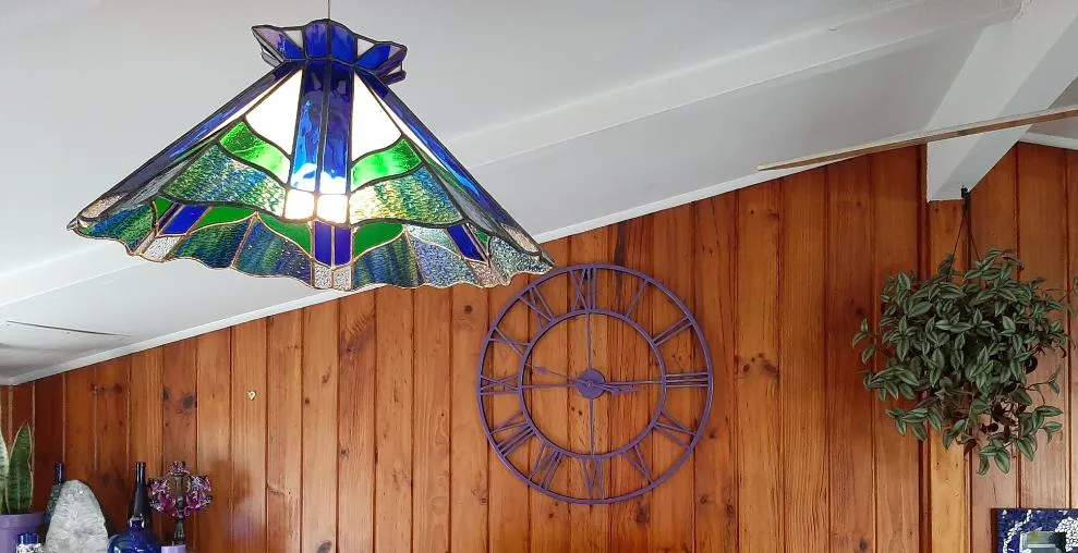 LARGE UNIQUE STAINED GLASS LIGHT SHADE