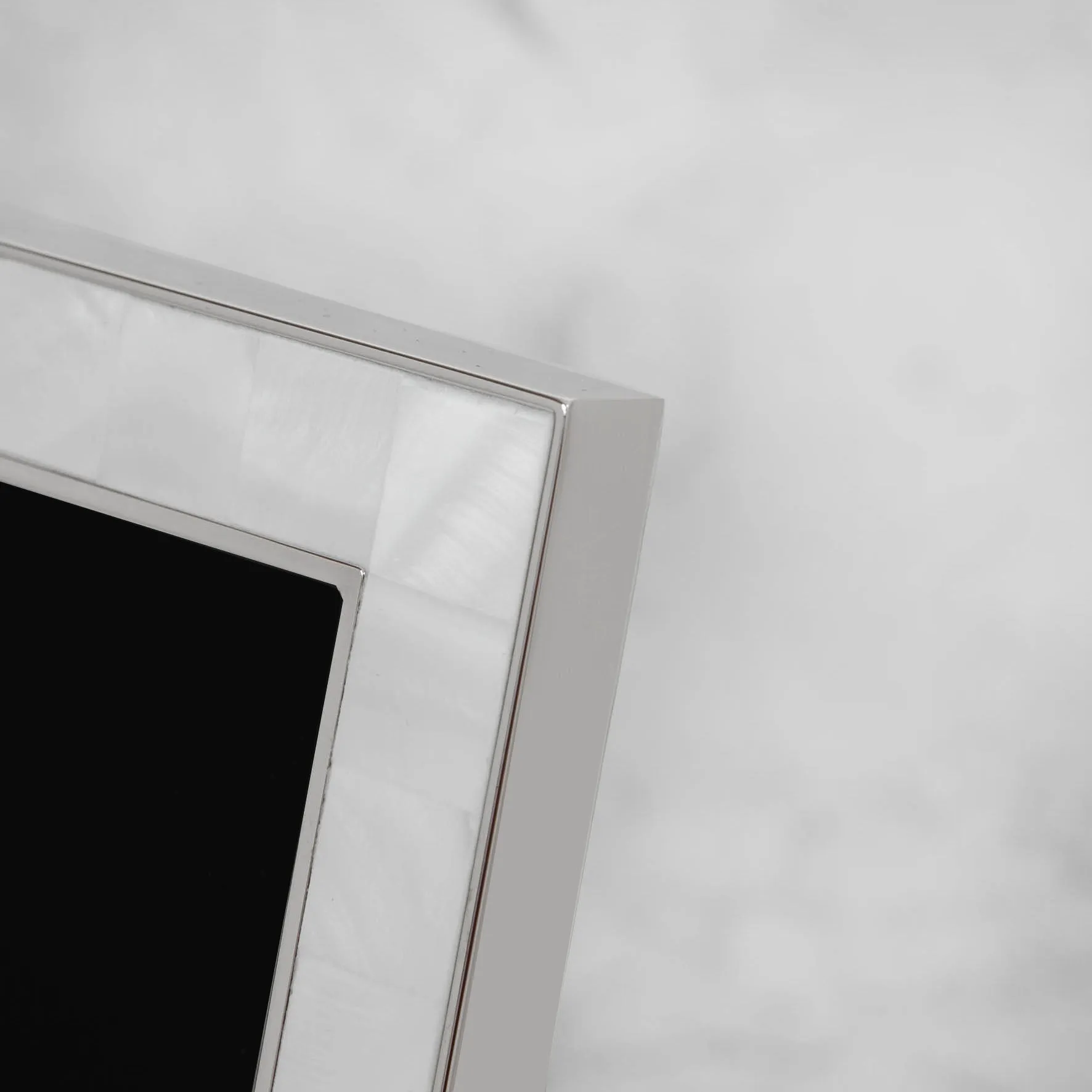 Mother of Pearl Photo Frame with Gift Box | 5 x 7"