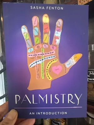 Palmistry: An Introduction by Sasha Fenton