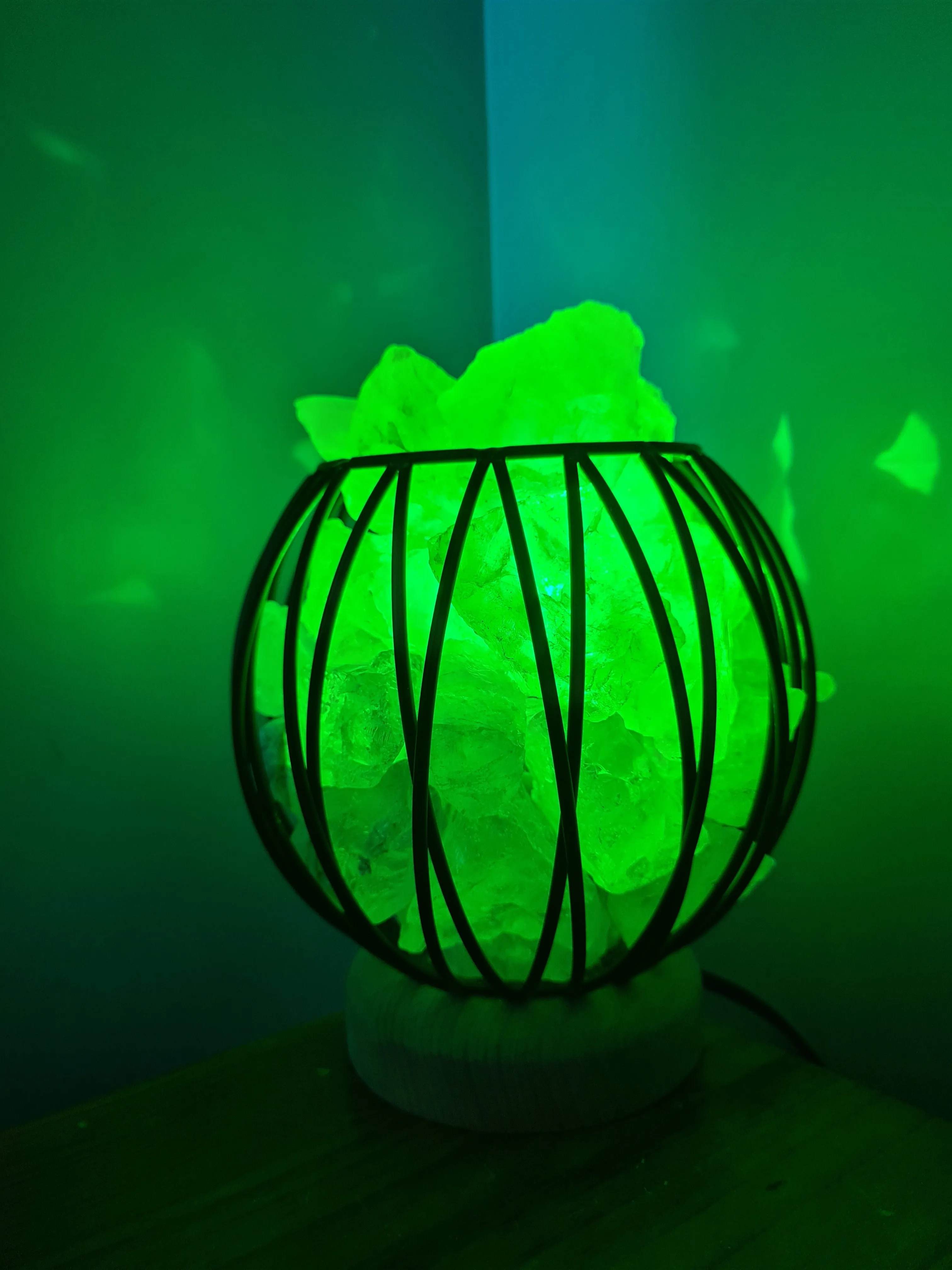 Sale💥COLOUR CHANGING CLEAR QUARTZ CRYSTAL  CAGE LAMP(deep soul cleanser)