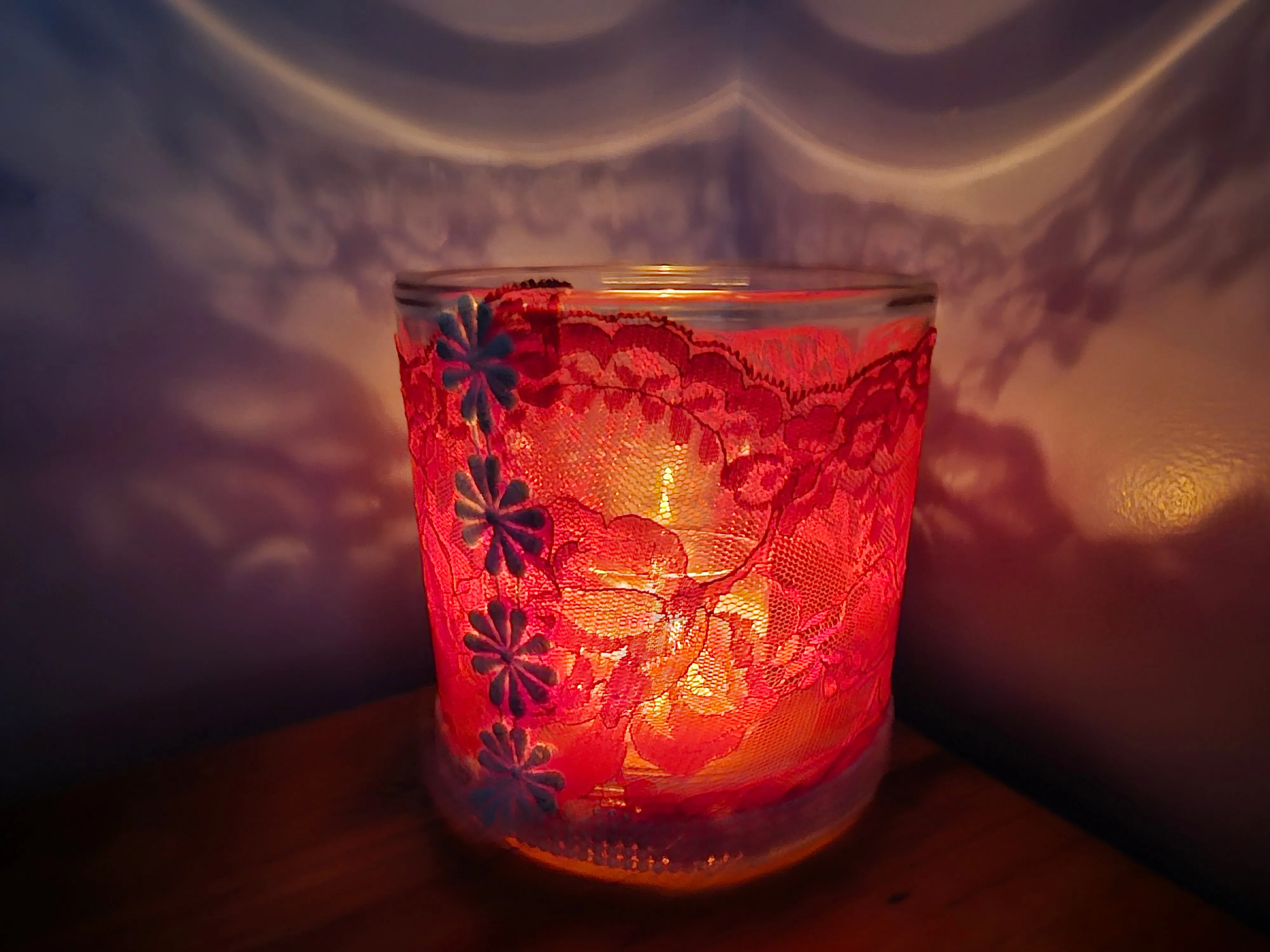 SEXY ELEGANT RED LACY CANDLE HOLDER